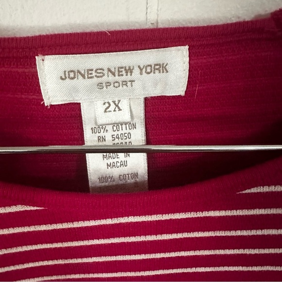 Jones New York Boxy Red and White Long Sleeve Sweatshirt - Picture 3 of 3